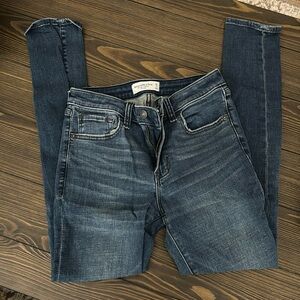 Abercrombie & Fitch Super Skinny Mid Rise Jeans Size 26